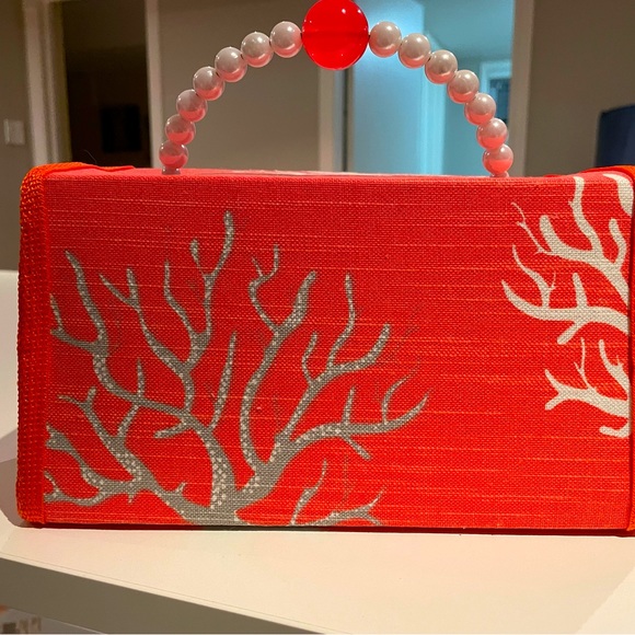 Coral purse - Picture 2 of 6
